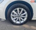 Білий Фольксваген e-Golf, об'ємом двигуна 0 л та пробігом 61 тис. км за 13450 $, фото 23 на Automoto.ua