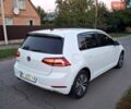 Белый Фольксваген e-Golf, объемом двигателя 0 л и пробегом 125 тыс. км за 11950 $, фото 4 на Automoto.ua