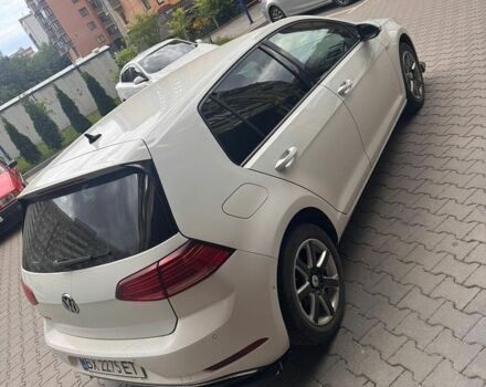 Белый Фольксваген e-Golf, объемом двигателя 0 л и пробегом 139 тыс. км за 12450 $, фото 21 на Automoto.ua