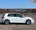 Белый Фольксваген e-Golf, объемом двигателя 0 л и пробегом 136 тыс. км за 11499 $, фото 9 на Automoto.ua