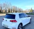 Белый Фольксваген e-Golf, объемом двигателя 0 л и пробегом 121 тыс. км за 11900 $, фото 4 на Automoto.ua