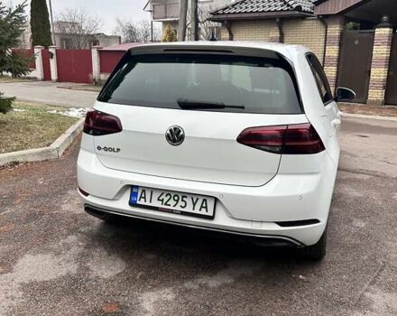 Белый Фольксваген e-Golf, объемом двигателя 0 л и пробегом 90 тыс. км за 12600 $, фото 7 на Automoto.ua