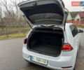 Белый Фольксваген e-Golf, объемом двигателя 0 л и пробегом 144 тыс. км за 12500 $, фото 7 на Automoto.ua