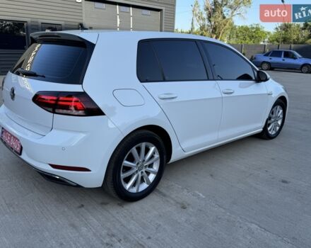 Белый Фольксваген e-Golf, объемом двигателя 0 л и пробегом 120 тыс. км за 13593 $, фото 8 на Automoto.ua