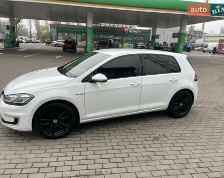 Білий Фольксваген e-Golf, об'ємом двигуна 0 л та пробігом 111 тис. км за 13500 $, фото 1 на Automoto.ua
