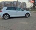 Белый Фольксваген e-Golf, объемом двигателя 0 л и пробегом 146 тыс. км за 13500 $, фото 8 на Automoto.ua