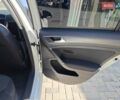 Білий Фольксваген e-Golf, об'ємом двигуна 0 л та пробігом 96 тис. км за 13150 $, фото 15 на Automoto.ua