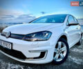 Белый Фольксваген e-Golf, объемом двигателя 0 л и пробегом 70 тыс. км за 5600 $, фото 2 на Automoto.ua