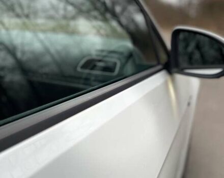 Білий Фольксваген e-Golf, об'ємом двигуна 0 л та пробігом 154 тис. км за 13200 $, фото 21 на Automoto.ua