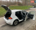 Білий Фольксваген e-Golf, об'ємом двигуна 0 л та пробігом 127 тис. км за 17000 $, фото 4 на Automoto.ua