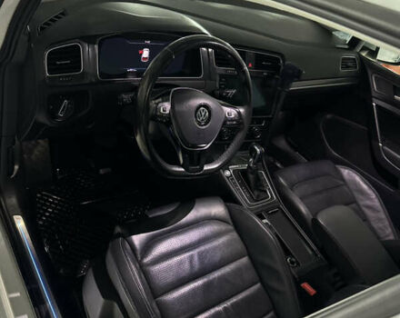 Белый Фольксваген e-Golf, объемом двигателя 0 л и пробегом 164 тыс. км за 12100 $, фото 6 на Automoto.ua