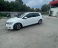 Белый Фольксваген e-Golf, объемом двигателя 0 л и пробегом 116 тыс. км за 11400 $, фото 2 на Automoto.ua