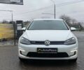 Белый Фольксваген e-Golf, объемом двигателя 0 л и пробегом 74 тыс. км за 15450 $, фото 6 на Automoto.ua