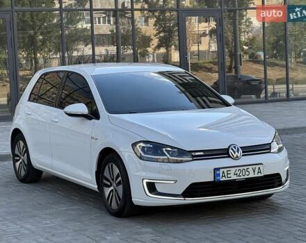 Білий Фольксваген e-Golf, об'ємом двигуна 0 л та пробігом 103 тис. км за 13300 $, фото 3 на Automoto.ua