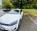 Белый Фольксваген e-Golf, объемом двигателя 0 л и пробегом 163 тыс. км за 11800 $, фото 6 на Automoto.ua