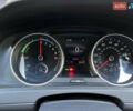 Белый Фольксваген e-Golf, объемом двигателя 0 л и пробегом 55 тыс. км за 12399 $, фото 16 на Automoto.ua