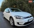 Белый Фольксваген e-Golf, объемом двигателя 0 л и пробегом 94 тыс. км за 15400 $, фото 6 на Automoto.ua