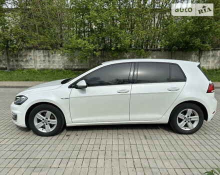 Білий Фольксваген e-Golf, об'ємом двигуна 0 л та пробігом 93 тис. км за 16400 $, фото 9 на Automoto.ua