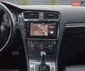 Белый Фольксваген e-Golf, объемом двигателя 0 л и пробегом 84 тыс. км за 14200 $, фото 16 на Automoto.ua