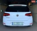 Белый Фольксваген e-Golf, объемом двигателя 0 л и пробегом 78 тыс. км за 14888 $, фото 8 на Automoto.ua