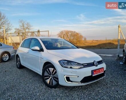 Белый Фольксваген e-Golf, объемом двигателя 0 л и пробегом 78 тыс. км за 12950 $, фото 9 на Automoto.ua