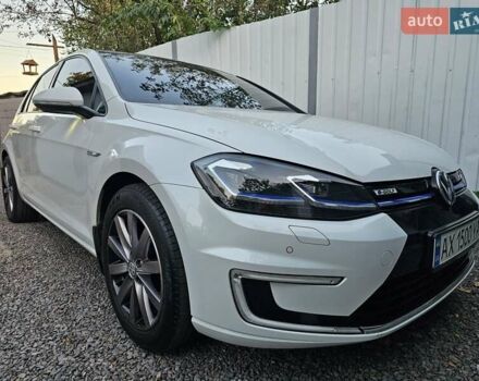Білий Фольксваген e-Golf, об'ємом двигуна 0 л та пробігом 112 тис. км за 15950 $, фото 2 на Automoto.ua