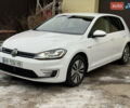 Белый Фольксваген e-Golf, объемом двигателя 0 л и пробегом 110 тыс. км за 13600 $, фото 1 на Automoto.ua