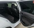 Белый Фольксваген e-Golf, объемом двигателя 0 л и пробегом 124 тыс. км за 13500 $, фото 24 на Automoto.ua