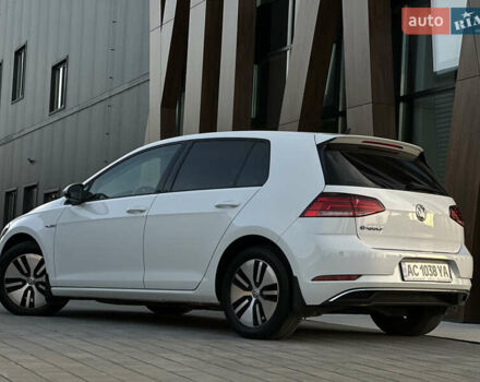 Белый Фольксваген e-Golf, объемом двигателя 0 л и пробегом 61 тыс. км за 14500 $, фото 1 на Automoto.ua