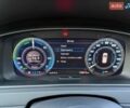 Белый Фольксваген e-Golf, объемом двигателя 0 л и пробегом 127 тыс. км за 14500 $, фото 95 на Automoto.ua