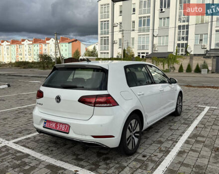 Белый Фольксваген e-Golf, объемом двигателя 0 л и пробегом 84 тыс. км за 14200 $, фото 4 на Automoto.ua