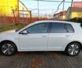 Белый Фольксваген e-Golf, объемом двигателя 0 л и пробегом 130 тыс. км за 13200 $, фото 8 на Automoto.ua