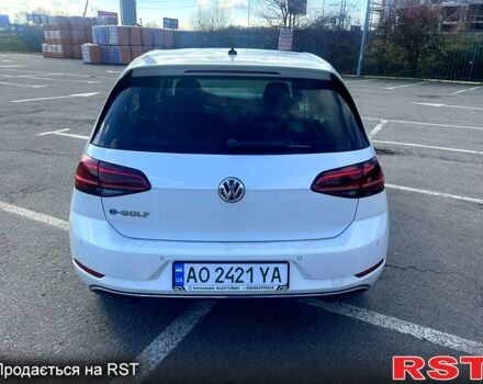 Белый Фольксваген e-Golf, объемом двигателя 0 л и пробегом 165 тыс. км за 12500 $, фото 3 на Automoto.ua