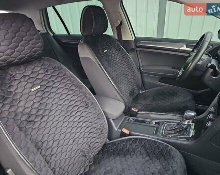 Білий Фольксваген e-Golf, об'ємом двигуна 0 л та пробігом 112 тис. км за 15950 $, фото 44 на Automoto.ua