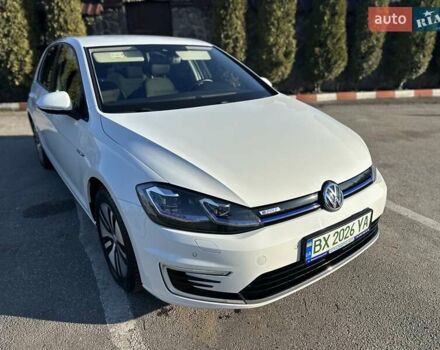 Білий Фольксваген e-Golf, об'ємом двигуна 0 л та пробігом 126 тис. км за 11900 $, фото 9 на Automoto.ua