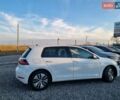 Белый Фольксваген e-Golf, объемом двигателя 0 л и пробегом 78 тыс. км за 12950 $, фото 10 на Automoto.ua