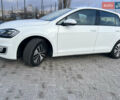 Белый Фольксваген e-Golf, объемом двигателя 0 л и пробегом 56 тыс. км за 13200 $, фото 15 на Automoto.ua