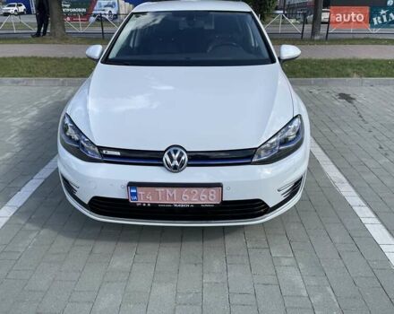 Білий Фольксваген e-Golf, об'ємом двигуна 0 л та пробігом 102 тис. км за 14200 $, фото 4 на Automoto.ua