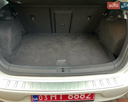 Белый Фольксваген e-Golf, объемом двигателя 0 л и пробегом 137 тыс. км за 12999 $, фото 23 на Automoto.ua