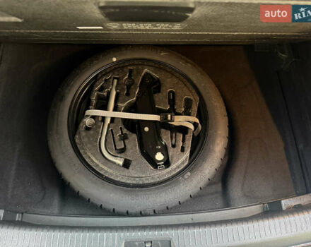 Белый Фольксваген e-Golf, объемом двигателя 0 л и пробегом 110 тыс. км за 13600 $, фото 6 на Automoto.ua