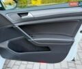 Белый Фольксваген e-Golf, объемом двигателя 0 л и пробегом 127 тыс. км за 14500 $, фото 59 на Automoto.ua