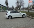 Белый Фольксваген e-Golf, объемом двигателя 0 л и пробегом 139 тыс. км за 13500 $, фото 14 на Automoto.ua