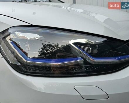 Білий Фольксваген e-Golf, об'ємом двигуна 0 л та пробігом 112 тис. км за 15950 $, фото 10 на Automoto.ua
