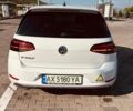 Белый Фольксваген e-Golf, объемом двигателя 0 л и пробегом 89 тыс. км за 16700 $, фото 5 на Automoto.ua
