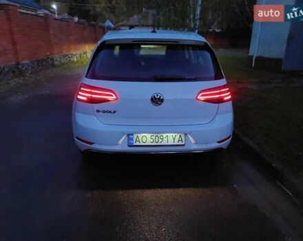 Белый Фольксваген e-Golf, объемом двигателя 0 л и пробегом 70 тыс. км за 13600 $, фото 5 на Automoto.ua
