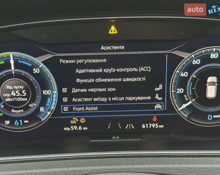 Білий Фольксваген e-Golf, об'ємом двигуна 0 л та пробігом 60 тис. км за 15490 $, фото 16 на Automoto.ua