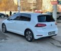 Білий Фольксваген e-Golf, об'ємом двигуна 0 л та пробігом 71 тис. км за 12500 $, фото 5 на Automoto.ua