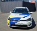 Белый Фольксваген e-Golf, объемом двигателя 0 л и пробегом 138 тыс. км за 12500 $, фото 1 на Automoto.ua