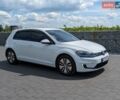 Белый Фольксваген e-Golf, объемом двигателя 0 л и пробегом 160 тыс. км за 14000 $, фото 1 на Automoto.ua