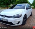 Белый Фольксваген e-Golf, объемом двигателя 100 л и пробегом 180 тыс. км за 11500 $, фото 1 на Automoto.ua
